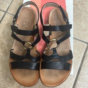 Soul naturalizer women’s leather sandals